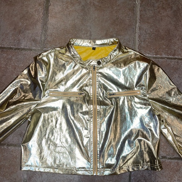 Cropped Gold Jacket - Picture 7 of 14